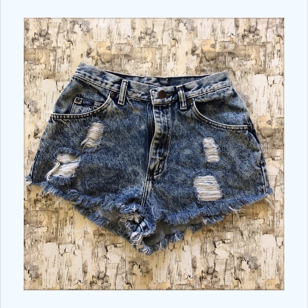 Urban Outfitters Distressed Lee Cut Off Shorts 8